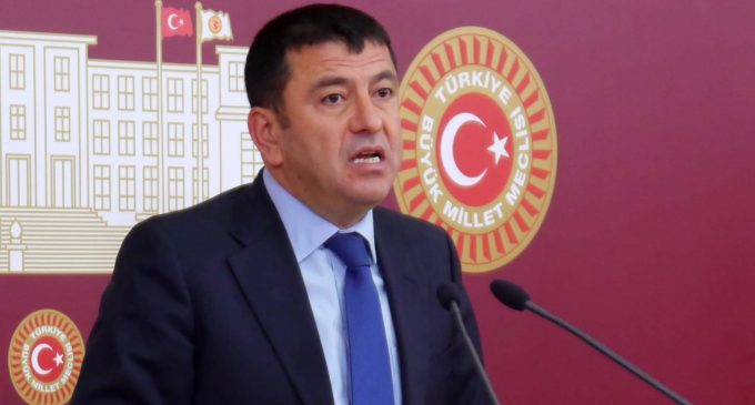 Ağbaba: AKP’li belediyeler eliyle yurtdışına insan kaçırmanın bedelini tüm Türkiye ödüyor