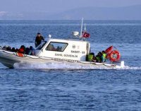 Foça’da tekne battı: Dört kişi yaşamını yitirdi