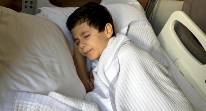 Bademcik ameliyatı olan 8 yaşındaki çocuğun ölümünde “ihmal” iddiası: Ailesi suç duyurusunda bulundu