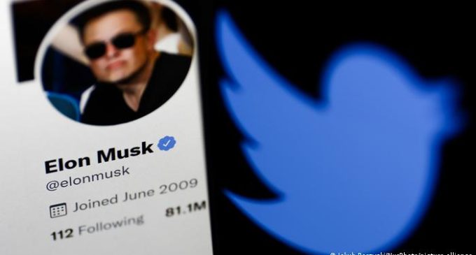 ​Elon Musk, Twitter anlaşmasının geçici olarak askıya alındığını duyurdu