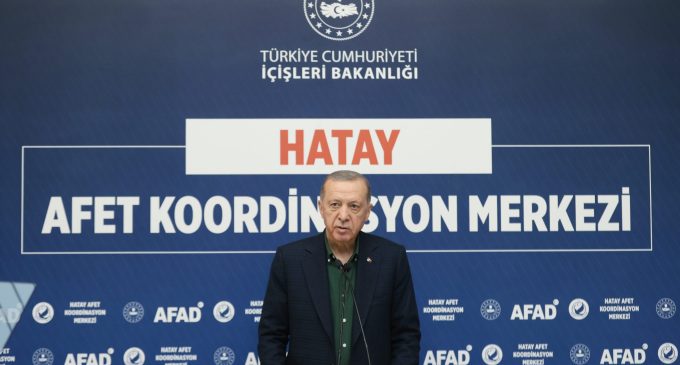 Erdoğan: Antakya, İskenderun, Arsuz yeniden inşa edeceğiz, buraları sıfırdan yapacağız