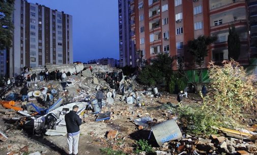 AFAD ilk rakamları duyurdu: Ölü sayısı artıyor, yüzlerce yaralı var…