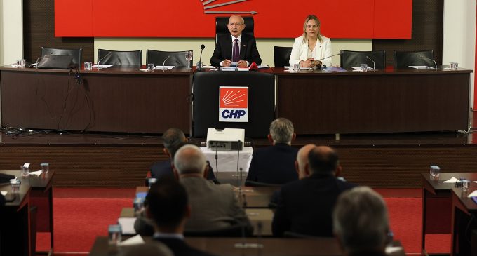 CHP’de son dakika iddiası: 24 il başkanı istifa etti