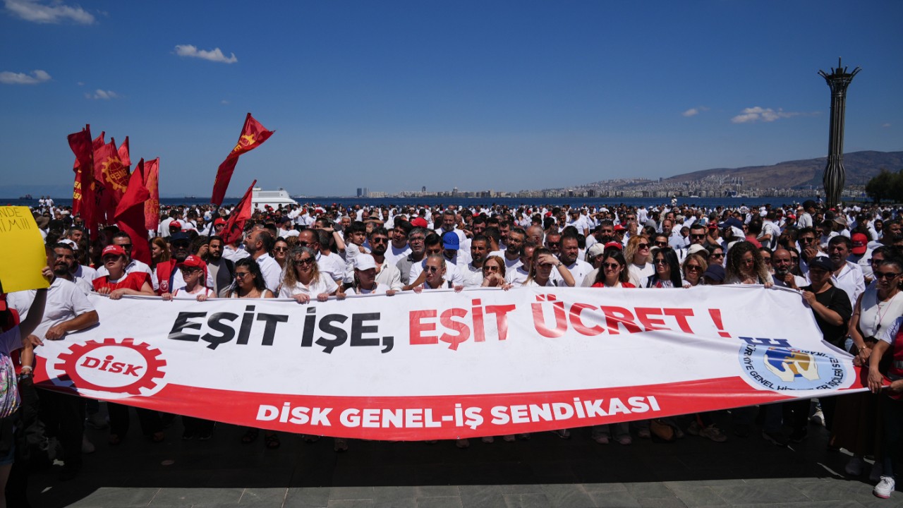 Kendine oh oh, emekçiye ah vah…